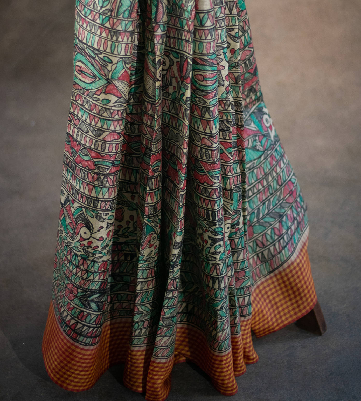 Tussar Madhubani Hand Painted Saree4