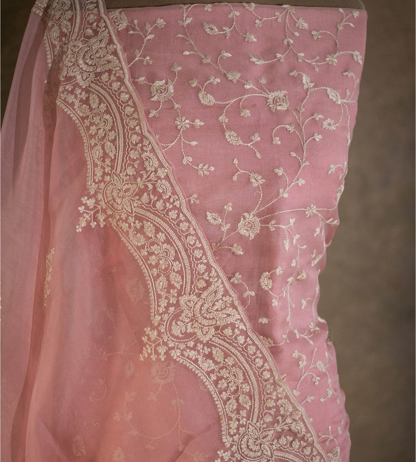 Pink Organza Embroidery Salwar4
