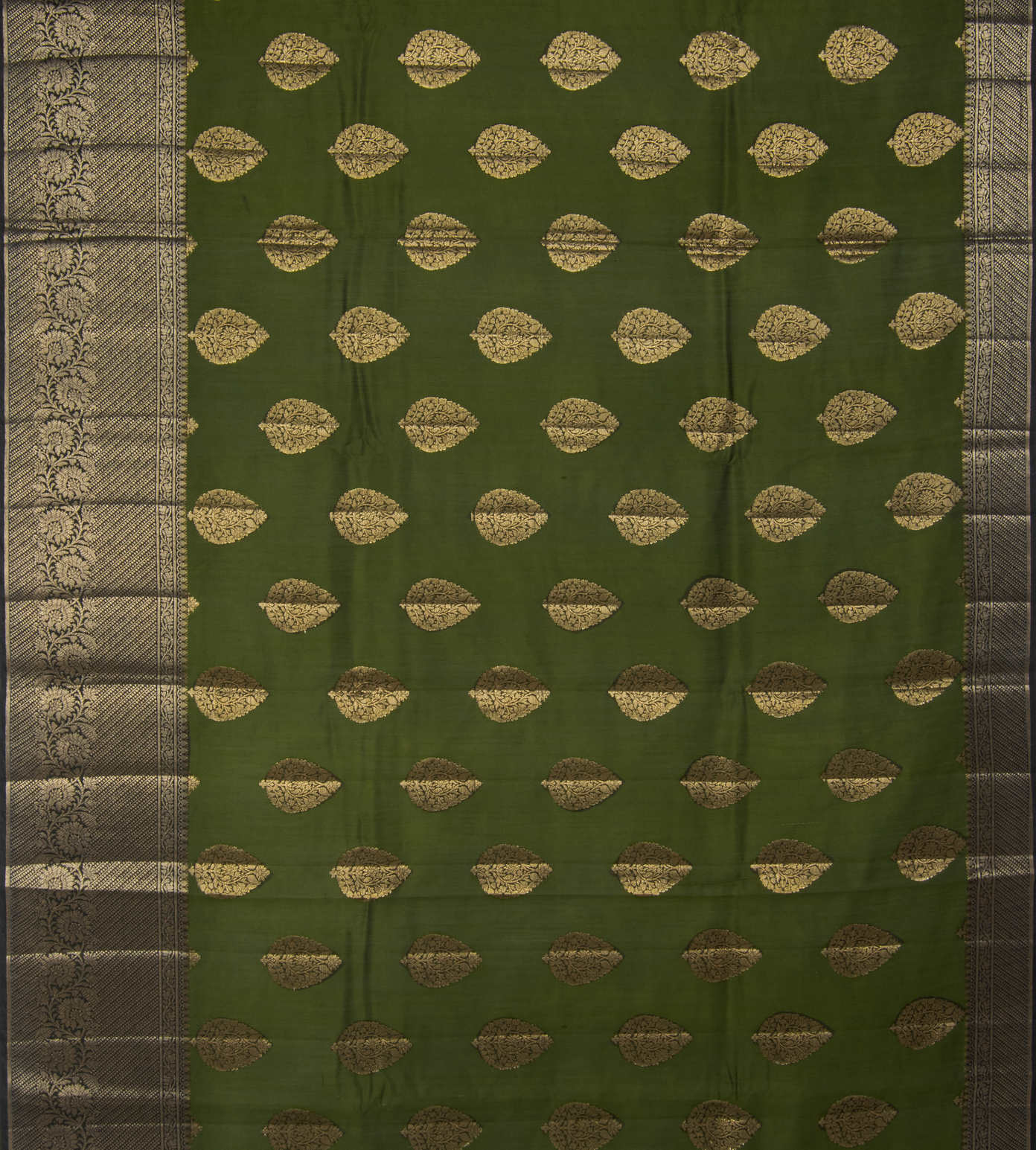 Green Chaniya Silk Saree2