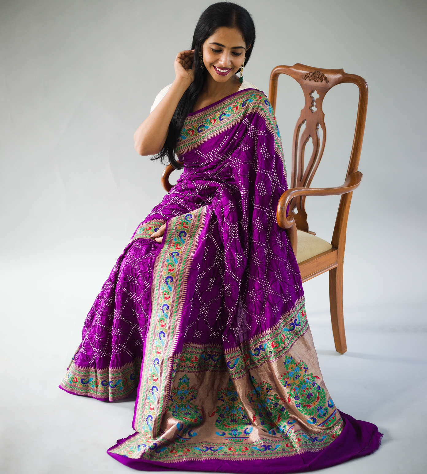 Buy Purple Sarees for Women by GRIVA DESIGNER Online | Ajio.com