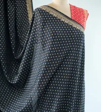 Black Banaras Crepe Saree2