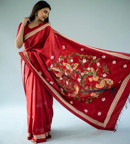 Crimson Red Mulberry Silk Hand Kantha Embroidery Saree2
