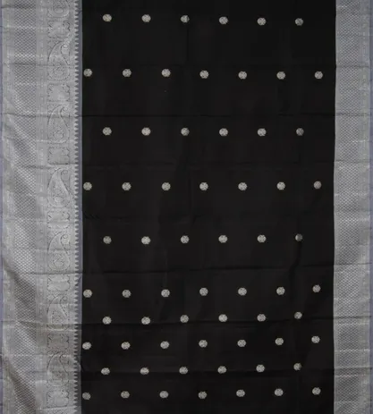 Black Kanchipuram Silk Saree2