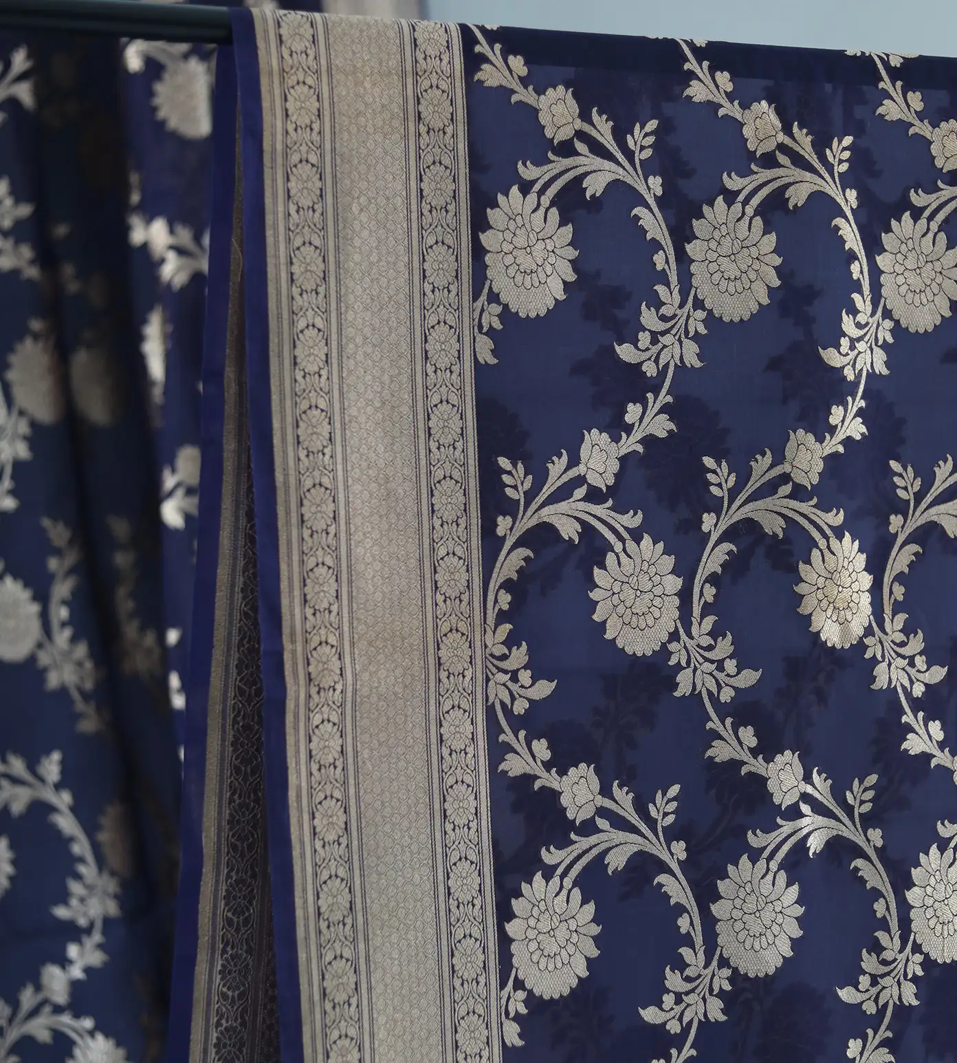 Deep Blue Banarasi Organza Saree2