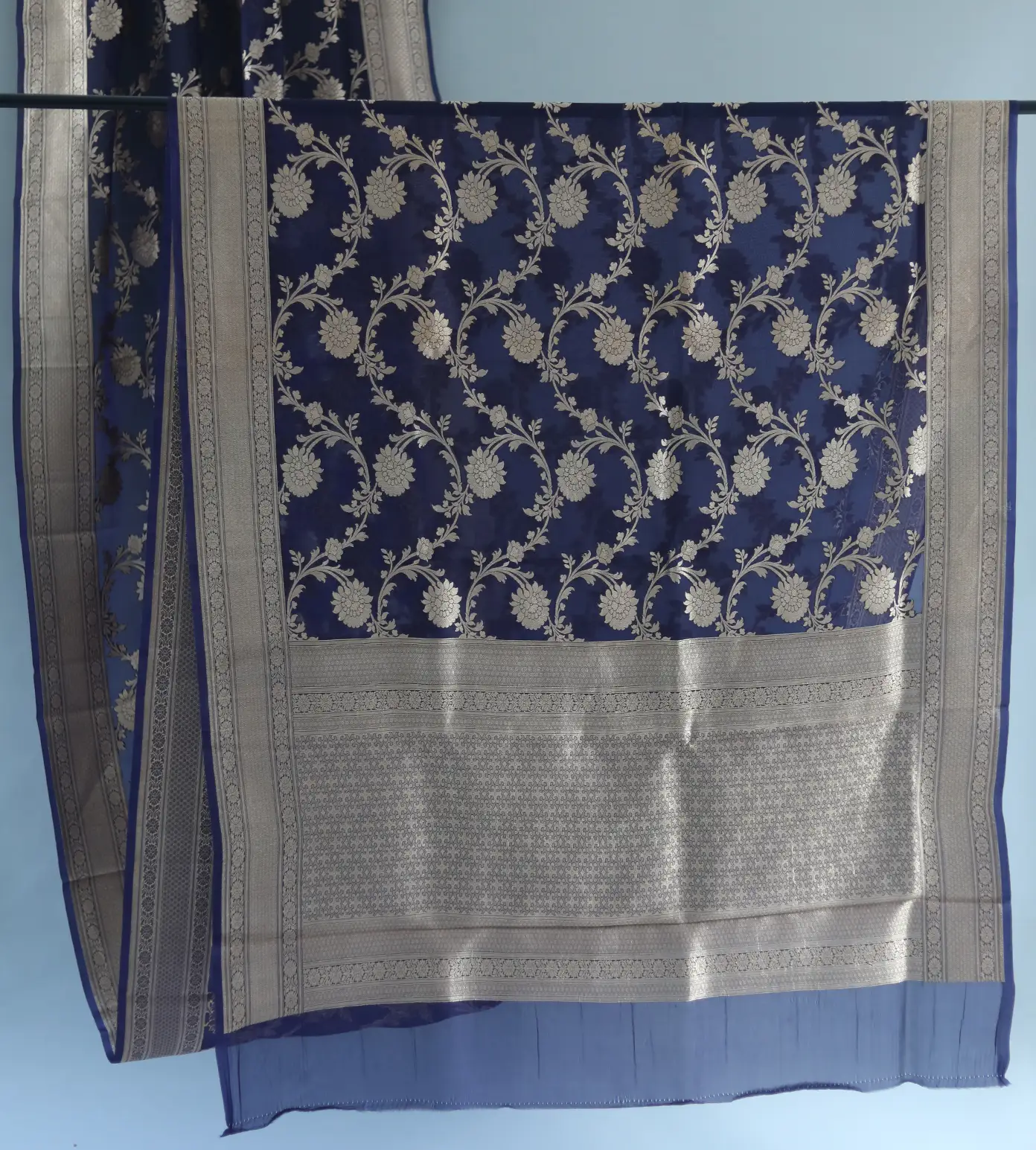 Deep Blue Banarasi Organza Saree3