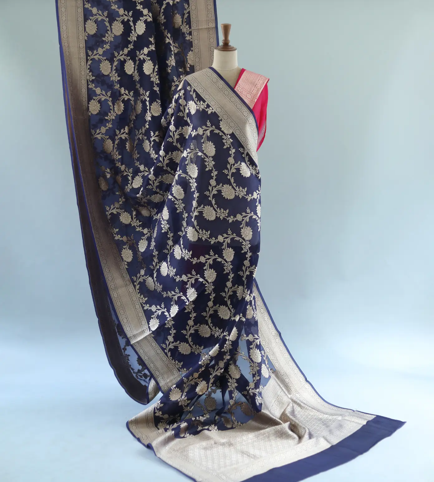 Deep Blue Banarasi Organza Saree4