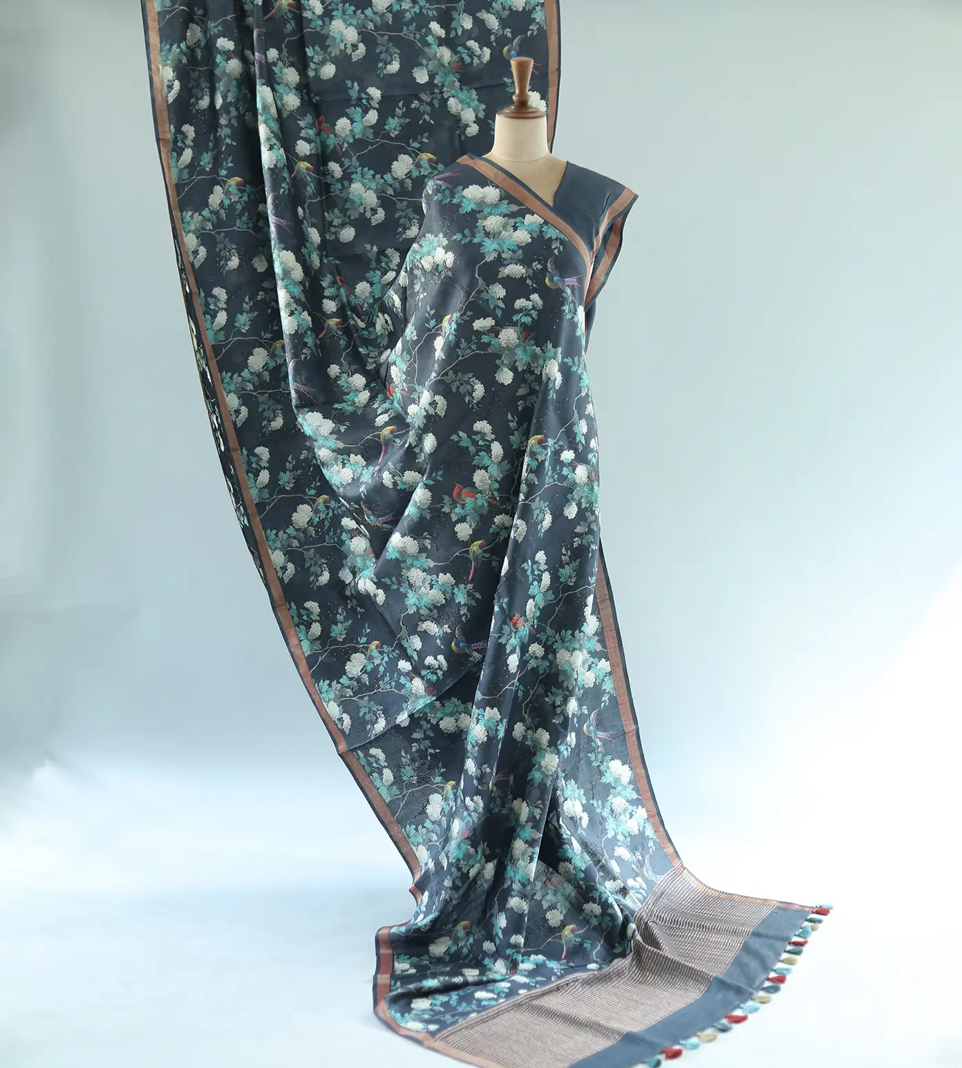 Deep Blue Tussar Print With Embroidery Saree2