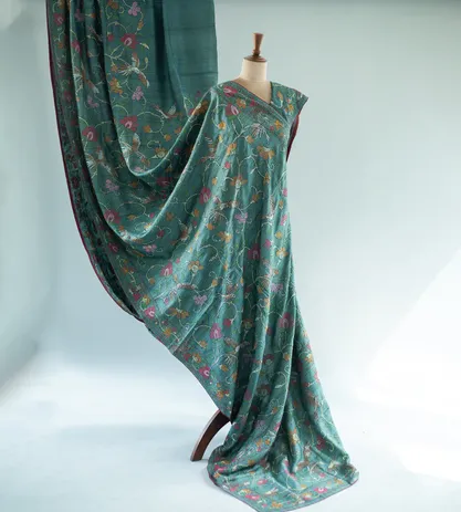 Green Tussar Hand Embroidery Saree2