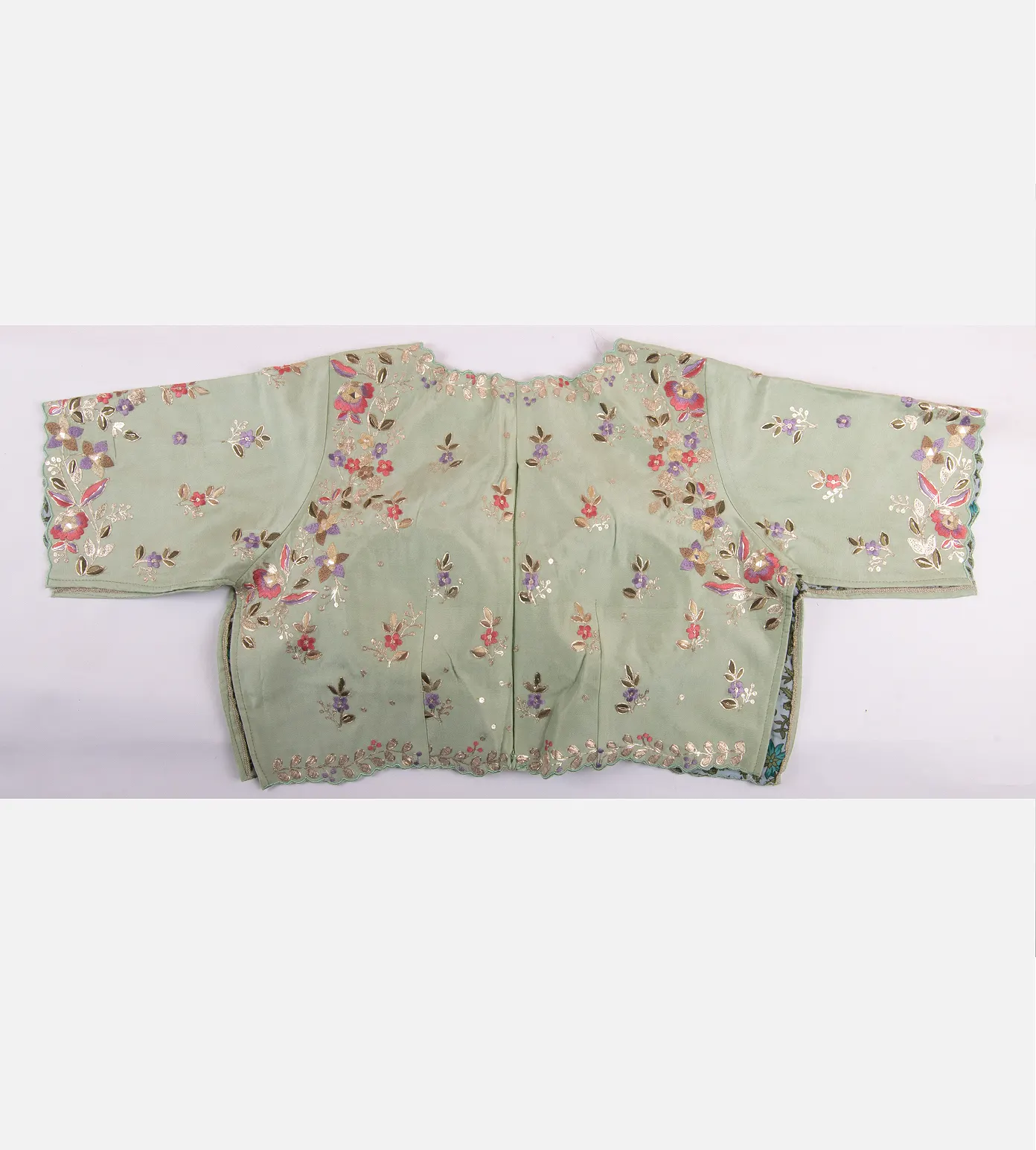 Pistachio Green Organza Embroidery Saree4