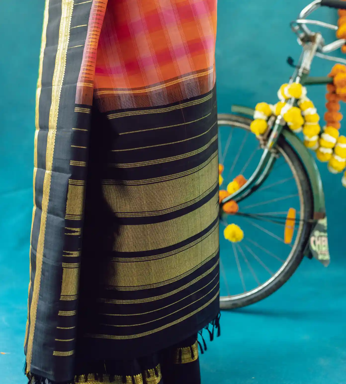 Multicolour Kanchipuram Silk Saree3