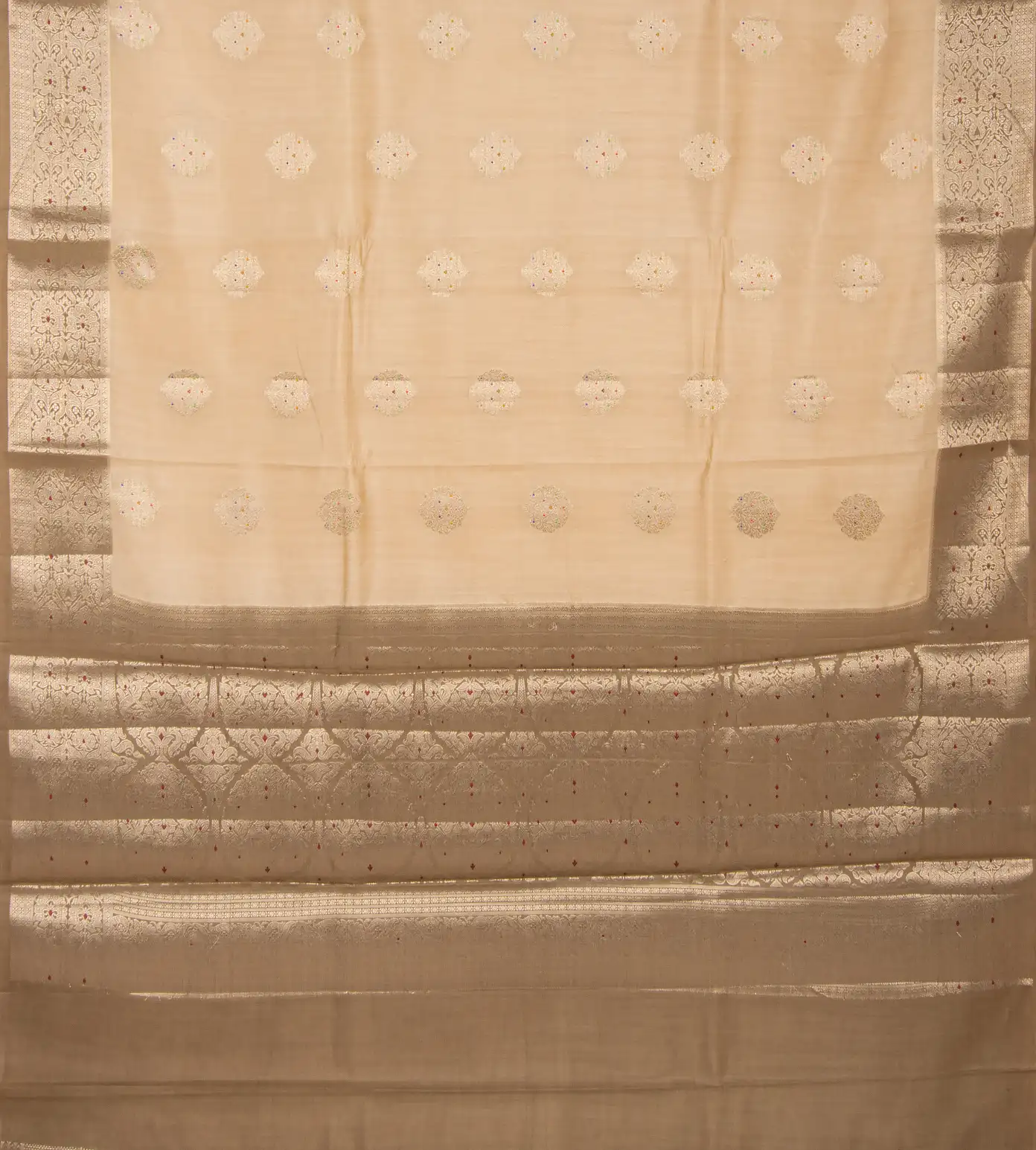 Light Beige Chaniya Silk Saree3