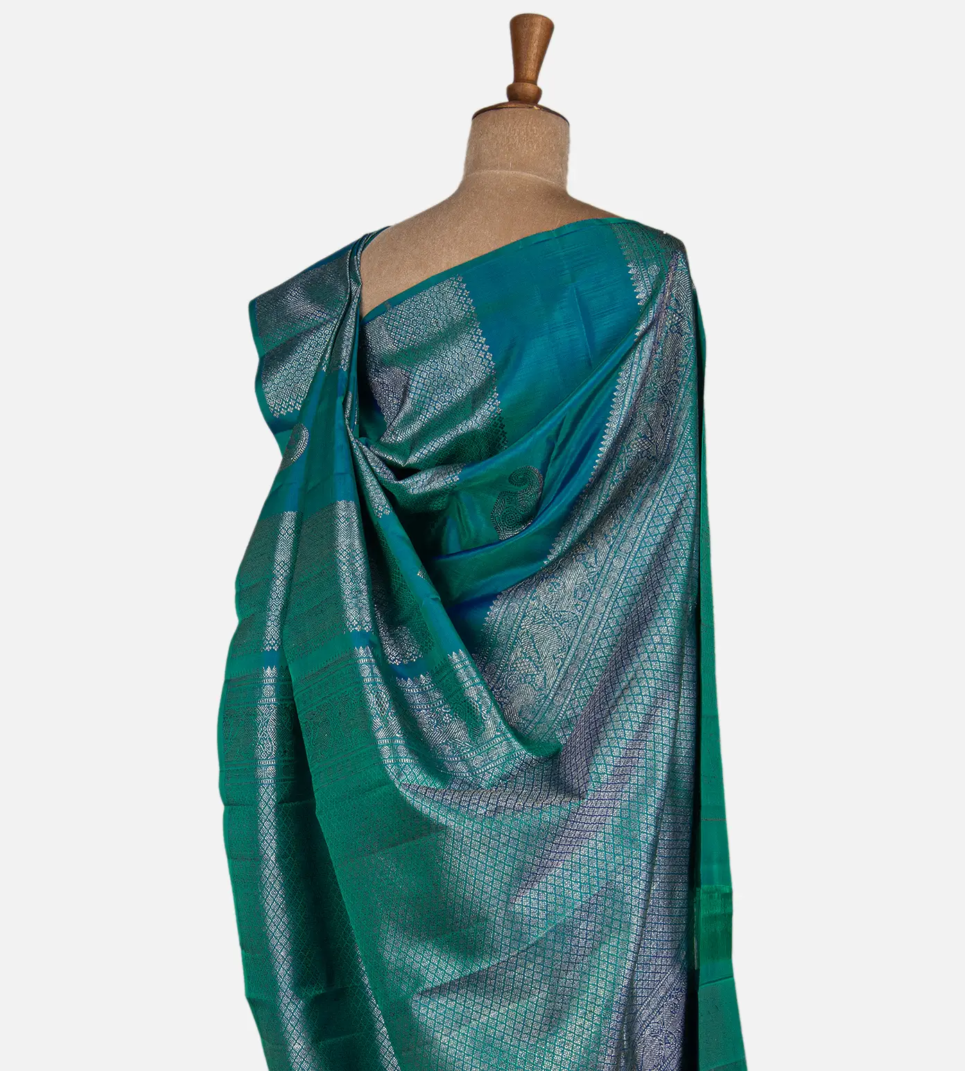 Peacock Blue Kanchipuram Silk Saree3