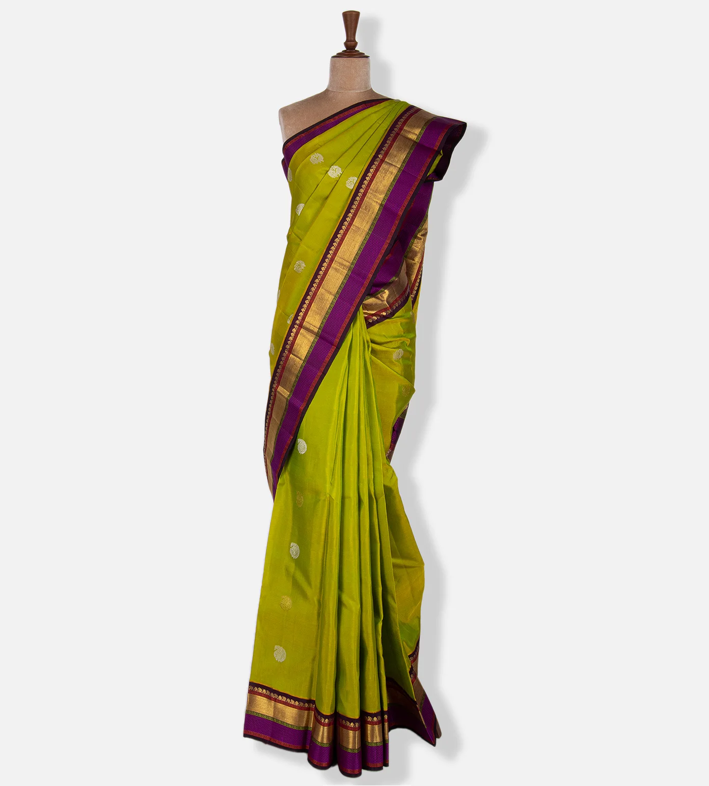 Light Green Kanchipuram Silk Saree2