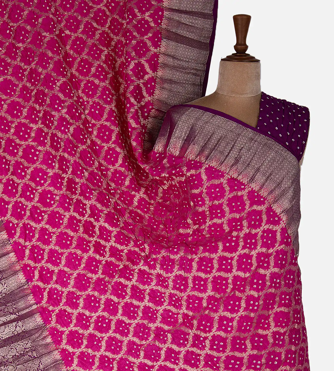 Pink Chaniya Bandhani Saree1
