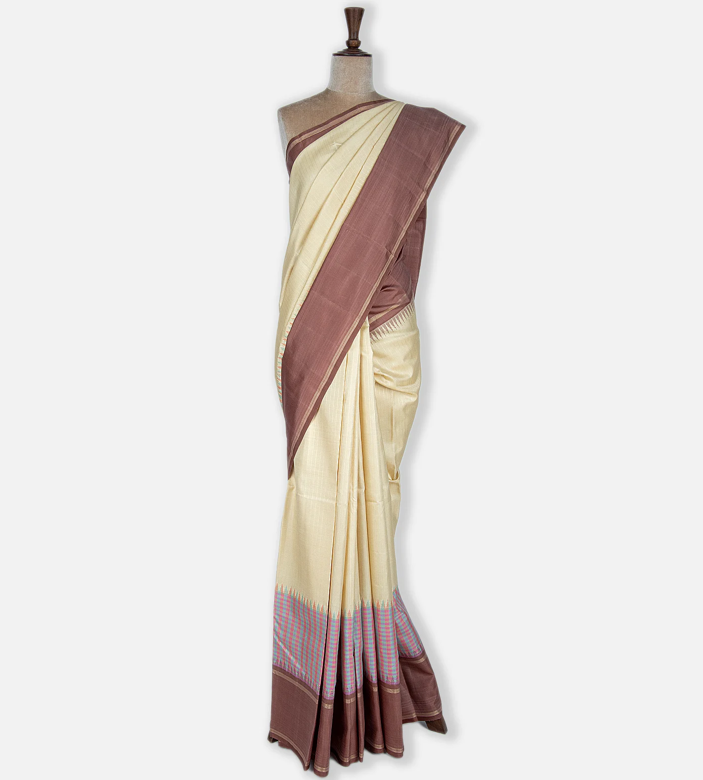 Off - White Kanchipuram Silk Saree2