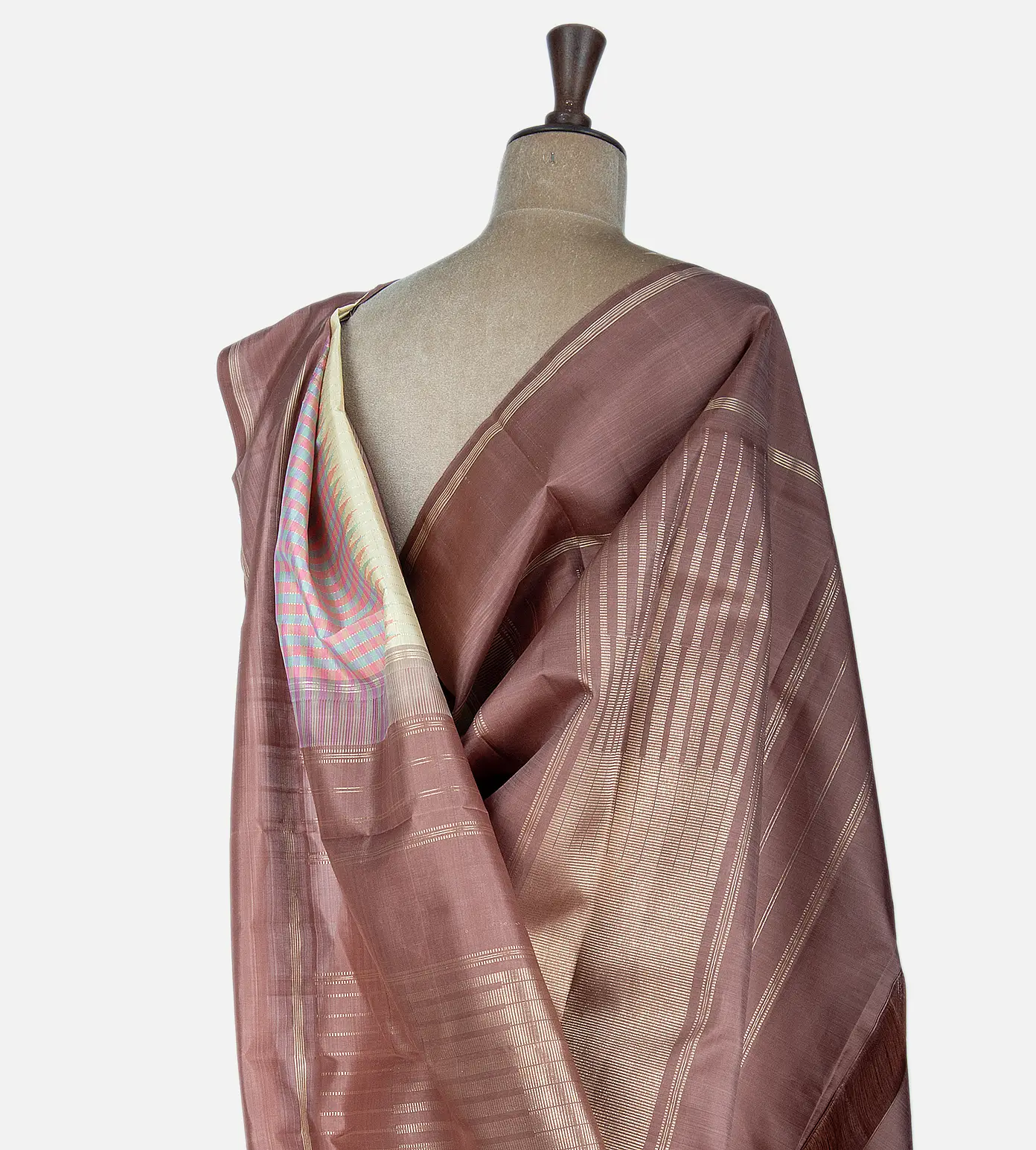 Off - White Kanchipuram Silk Saree3