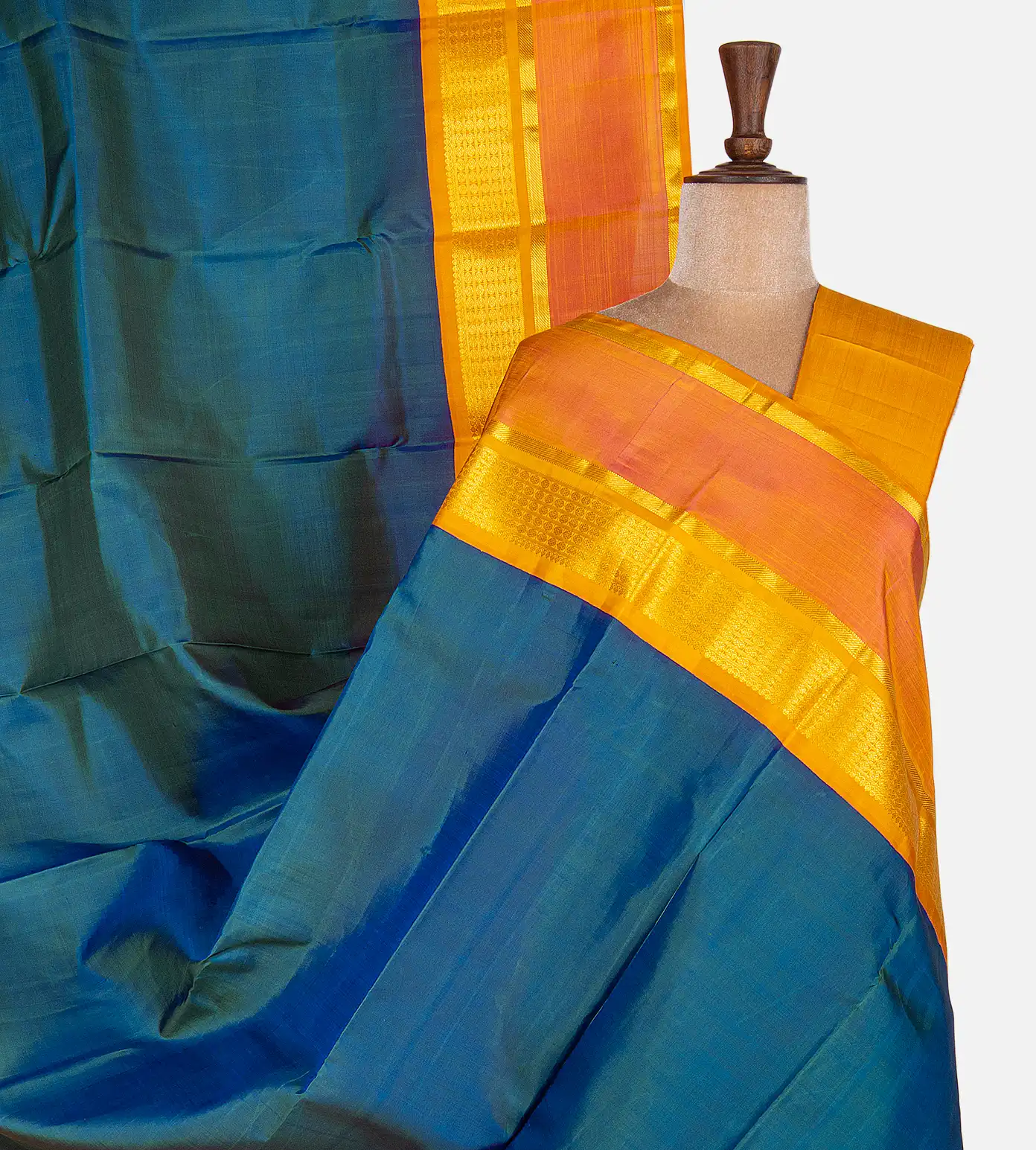 Peacock Blue Kanchipuram Silk Saree1
