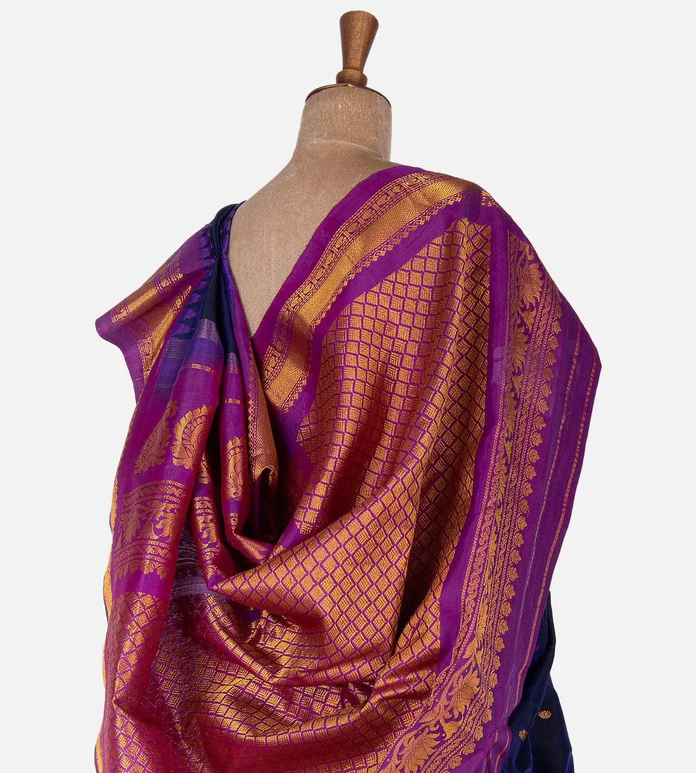 Deep Blue Gadwal Silk Saree3