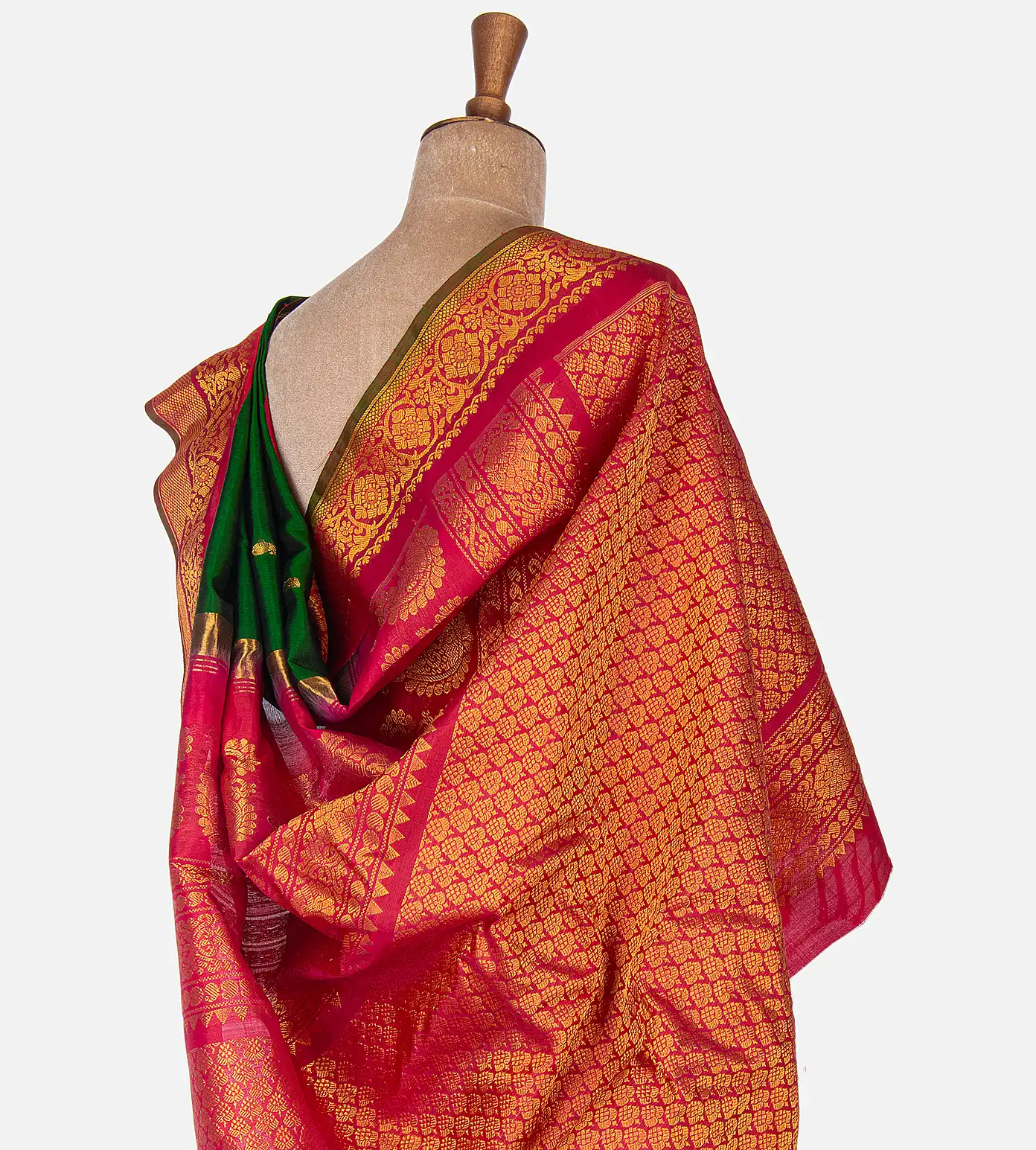 Green Gadwal Silk Saree3