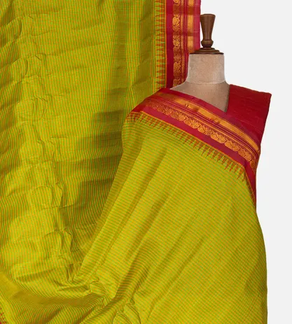 Green and Yellow Gadwal Silk Saree1