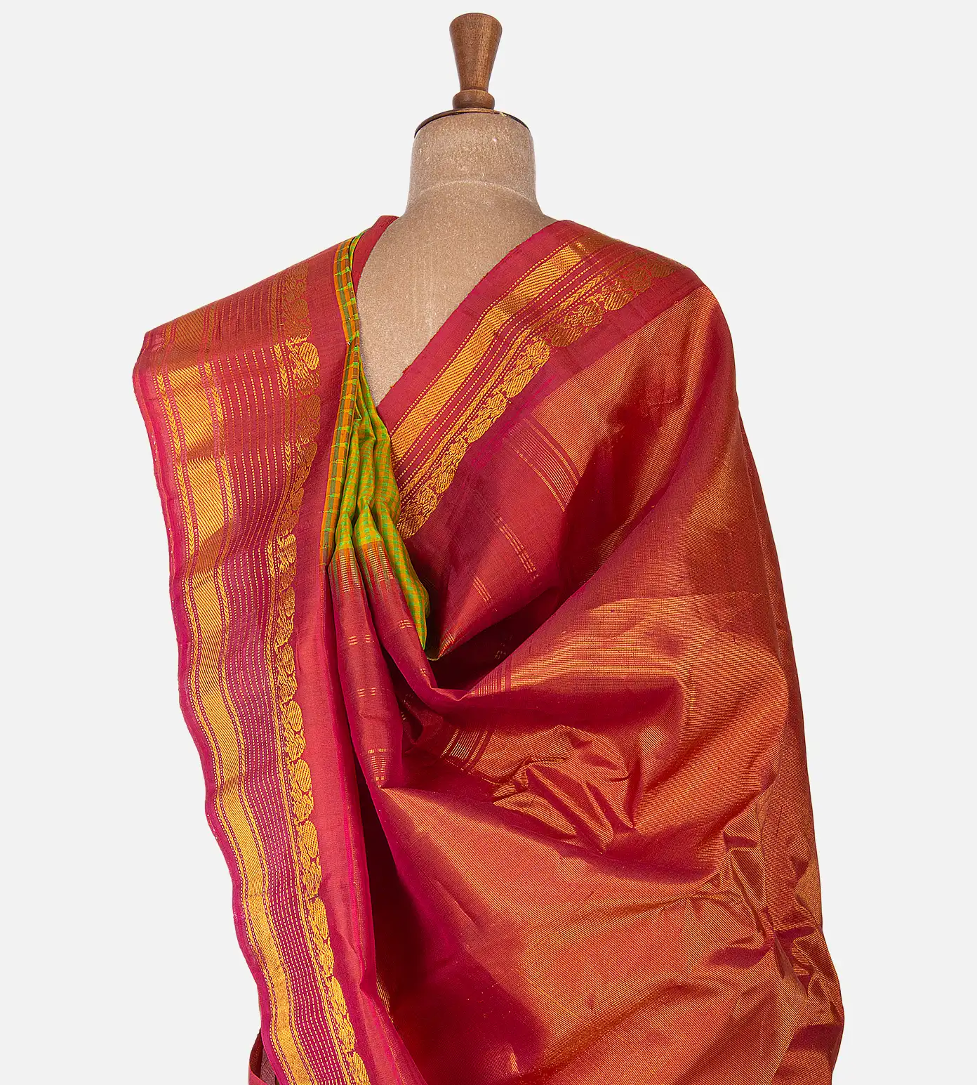 Green and Yellow Gadwal Silk Saree3