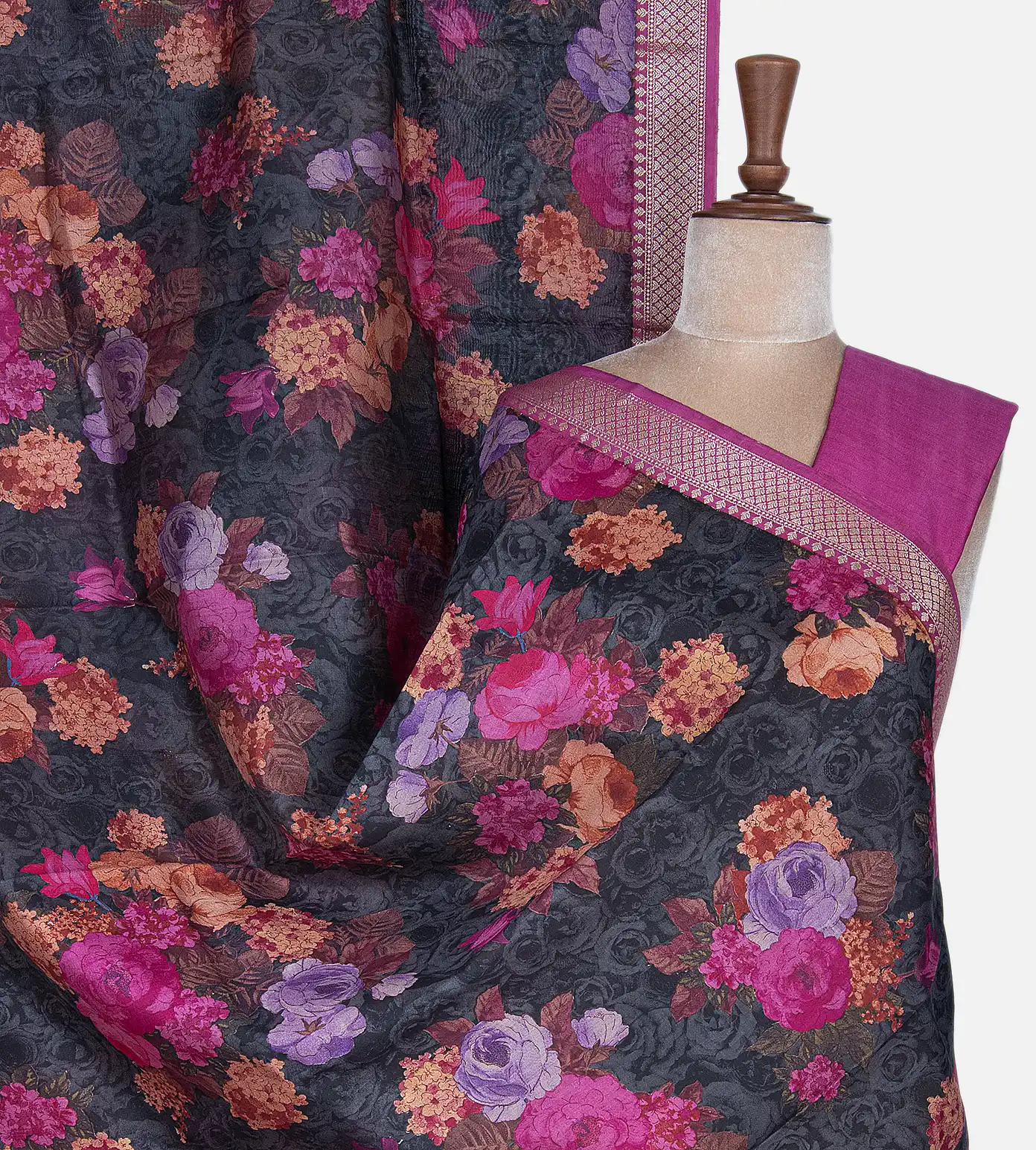 Black Chaniya Silk Saree1