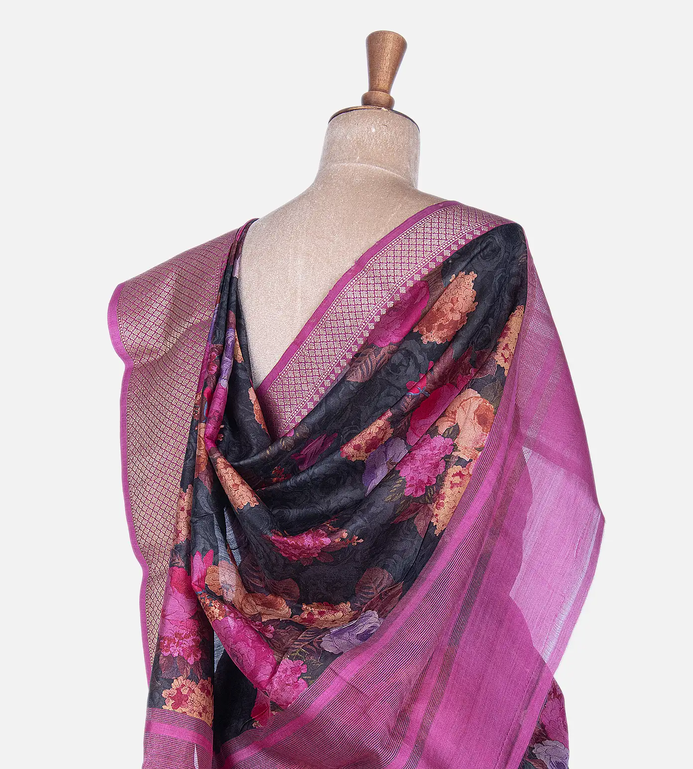 Black Chaniya Silk Saree3