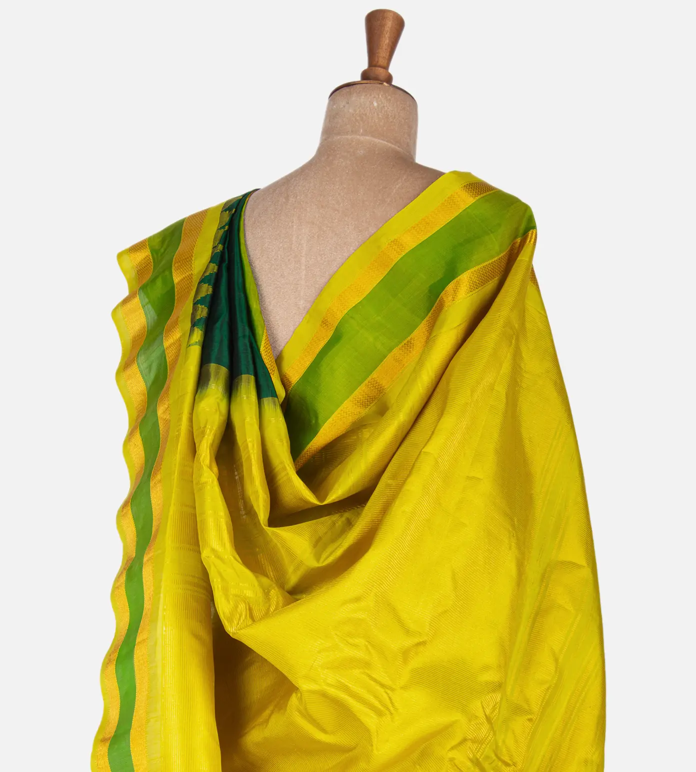 Green Gadwal Silk Saree3