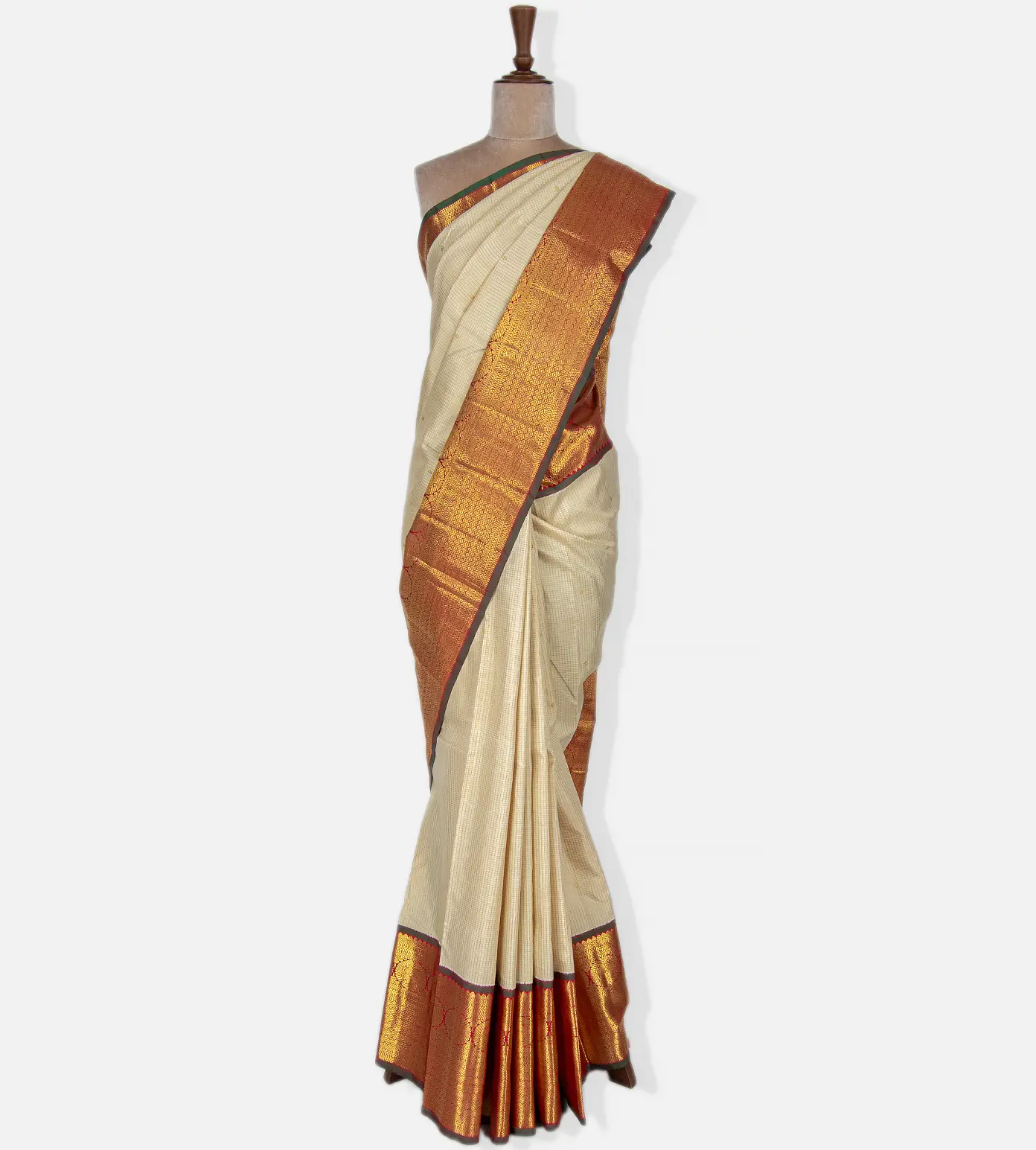 Off White Kanchipuram Silk Saree2