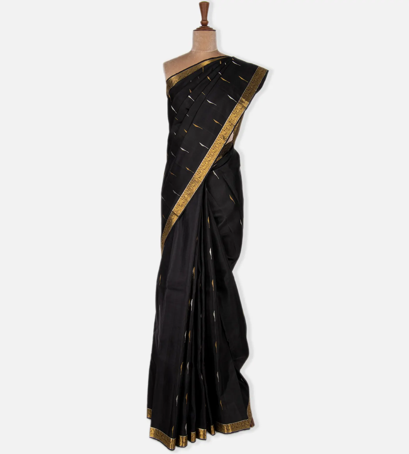 Black Kanchipuram Silk Saree2