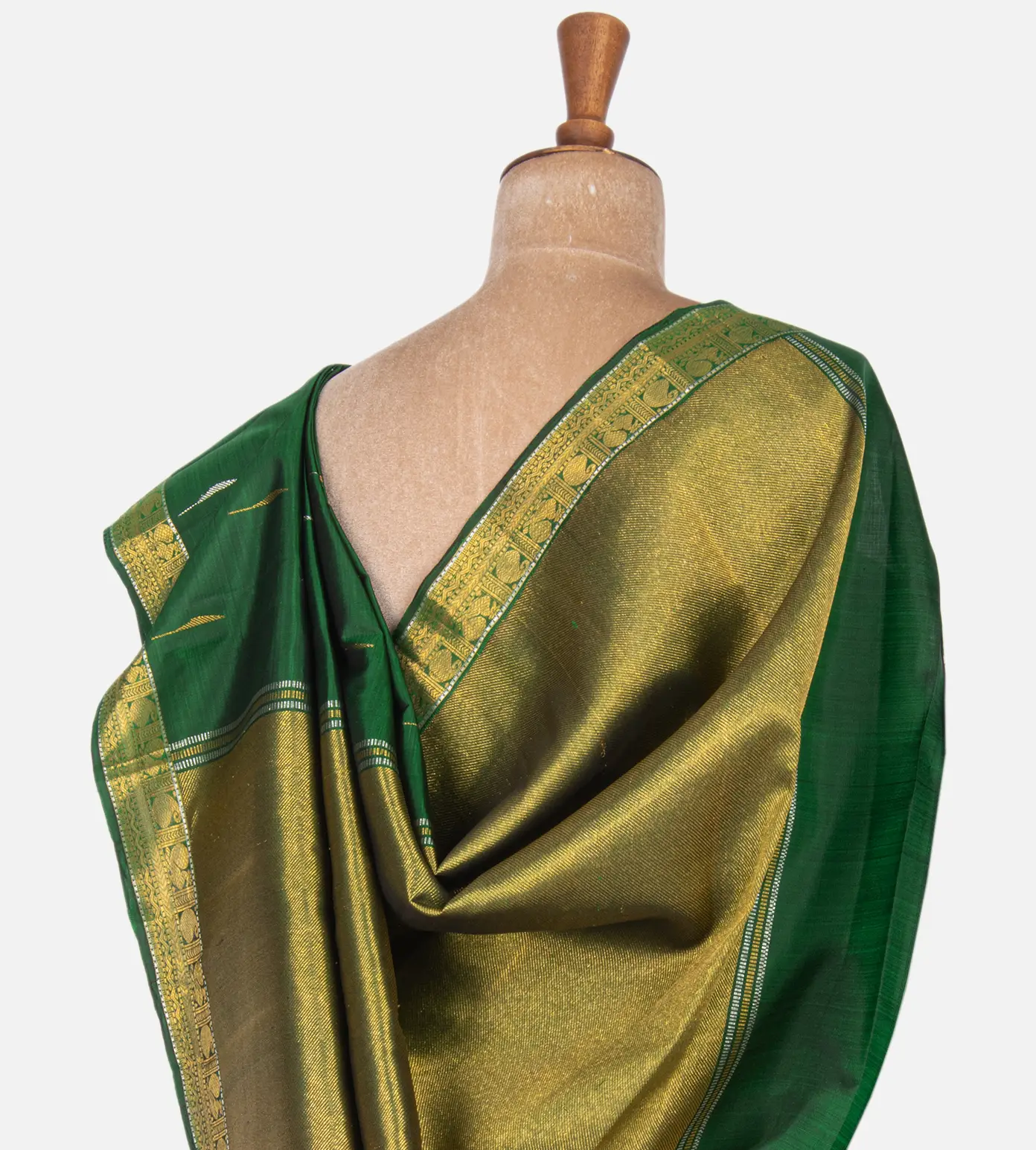 Green Kanchipuram Silk Saree3
