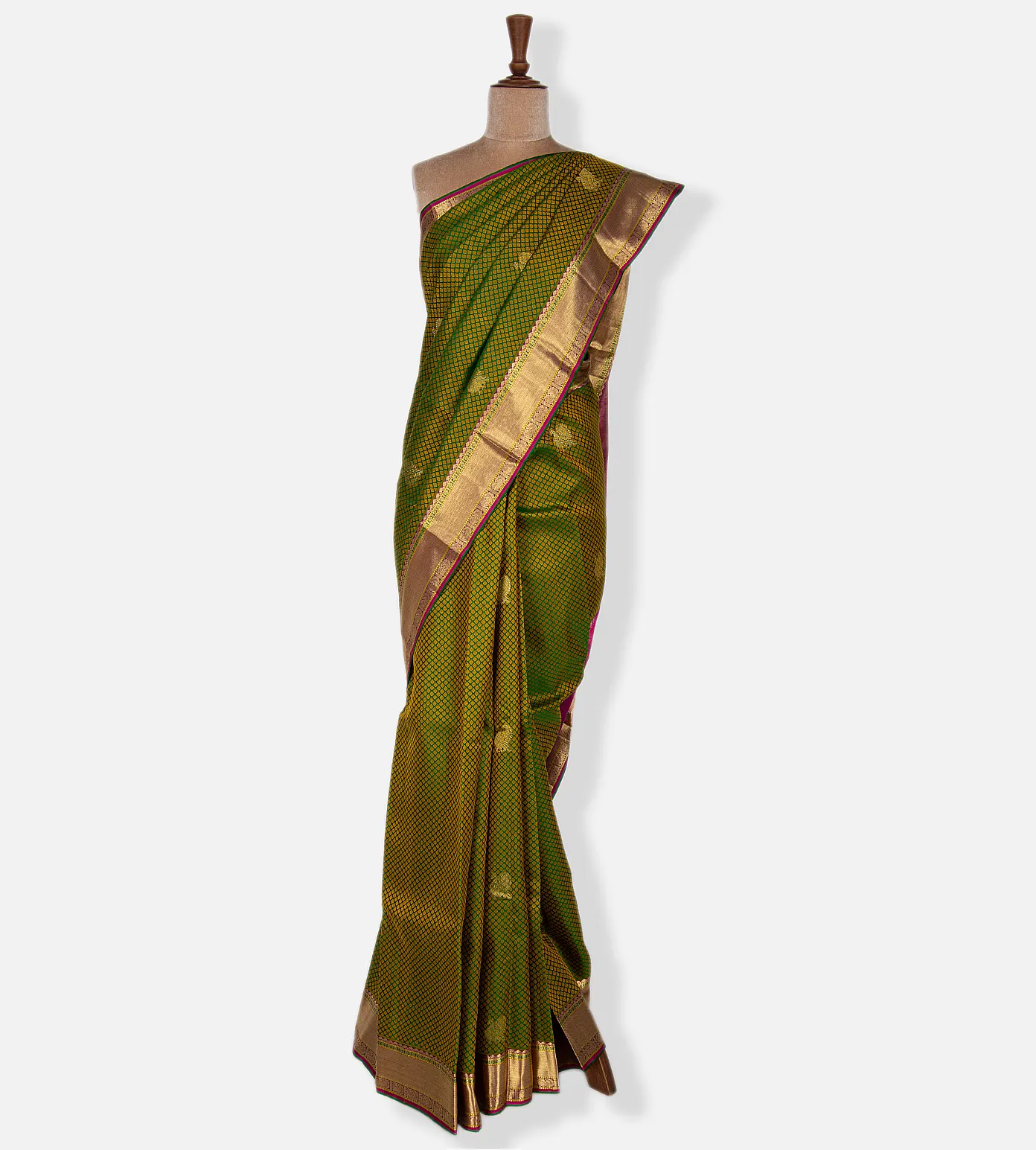 Green Kanchipuram Silk Saree2
