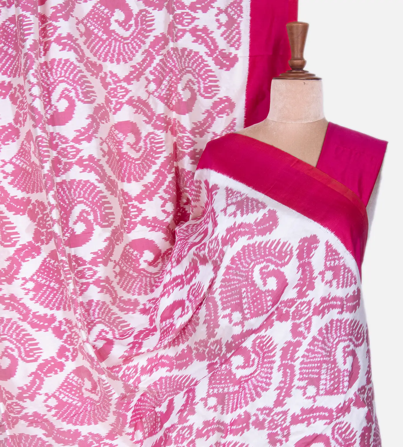 off-white-ikkat-silk-saree-b0636328-a