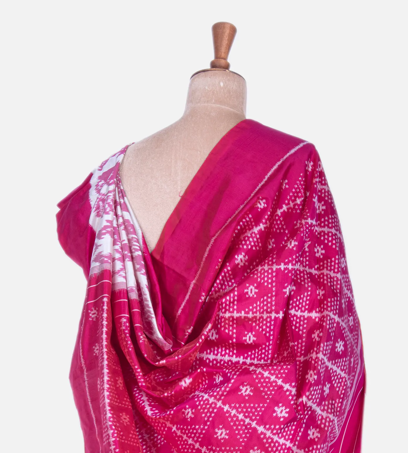off-white-ikkat-silk-saree-b0636328-c