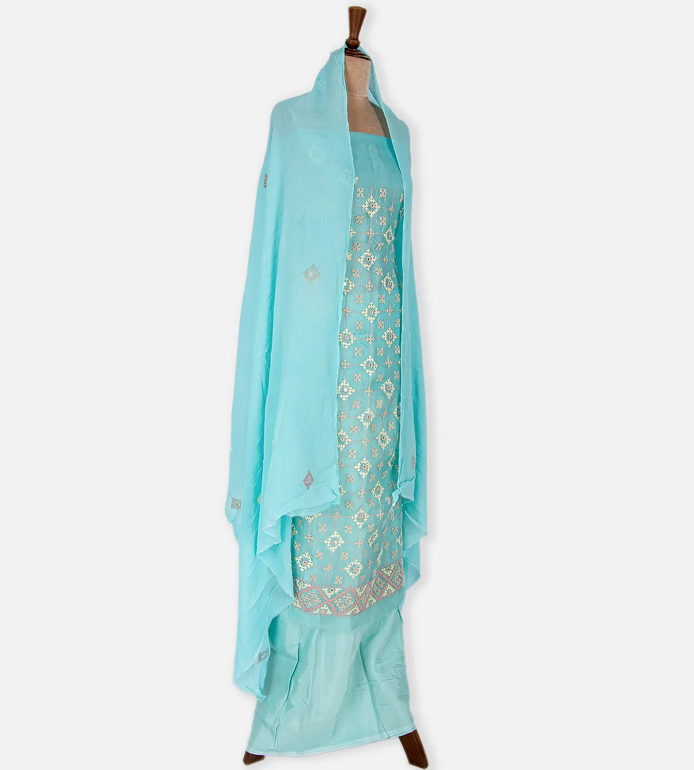 Blue Organza Embroidery Salwar3