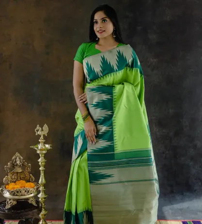 Green Kanchipuram Silk Saree2