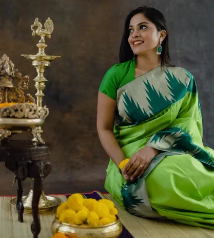 Green Kanchipuram Silk Saree4