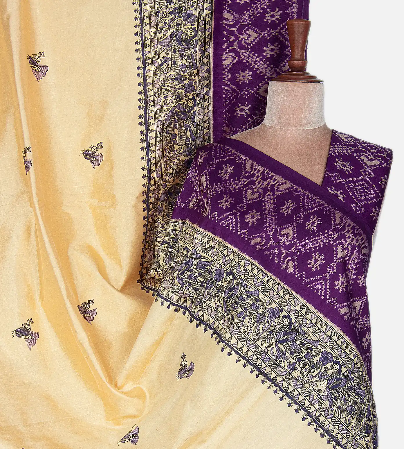 off-white-ikkat-madhubani-hand-painted-saree-b0738890-a