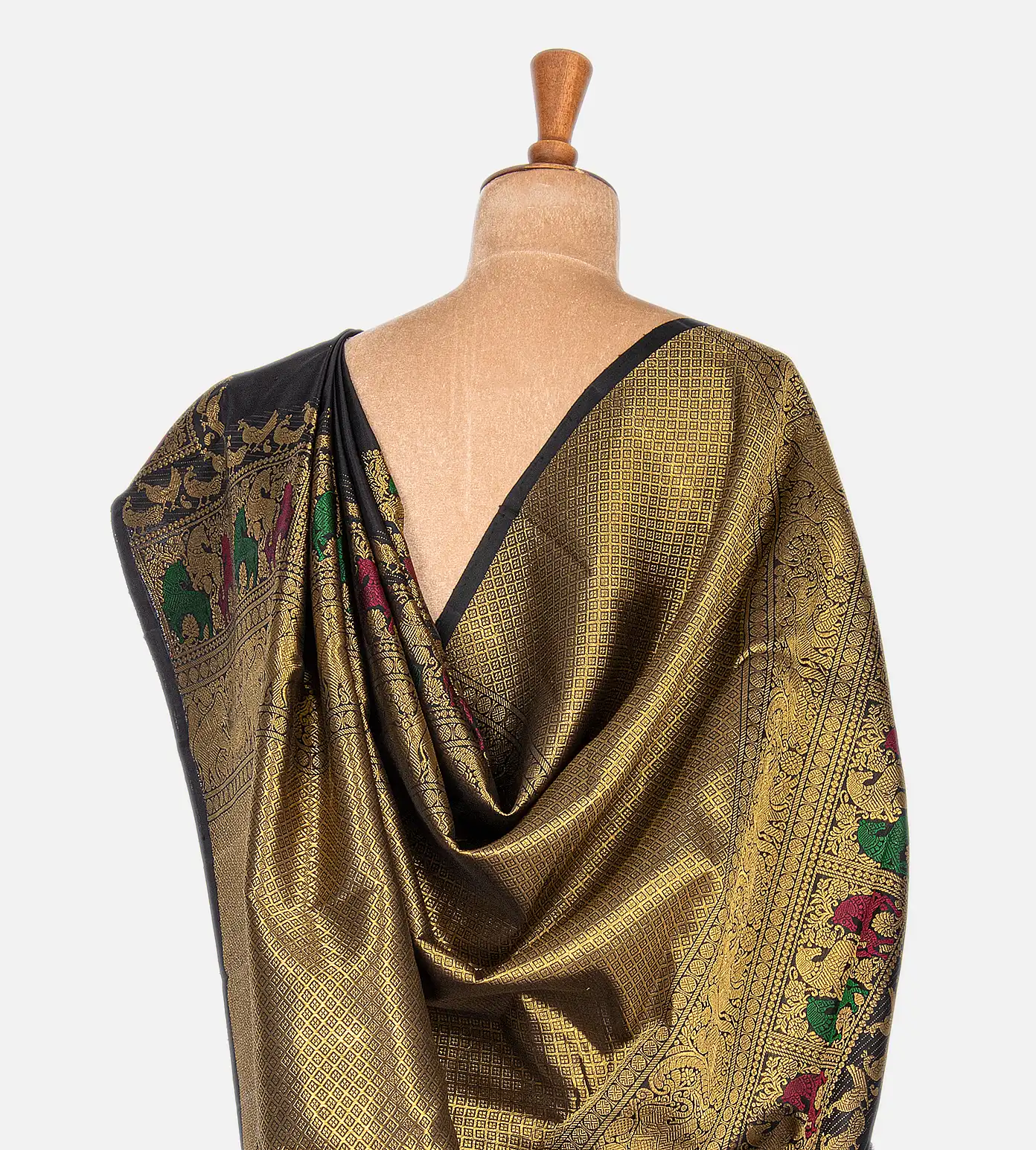 Black Kanchipuram Silk Saree3