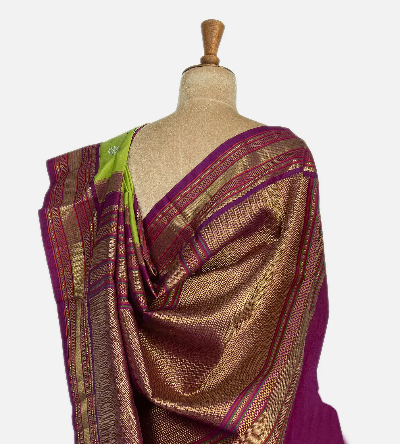 Light Green Kanchipuram Silk Saree3