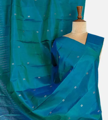 Peacock Blue Kanchipuram Silk Saree1