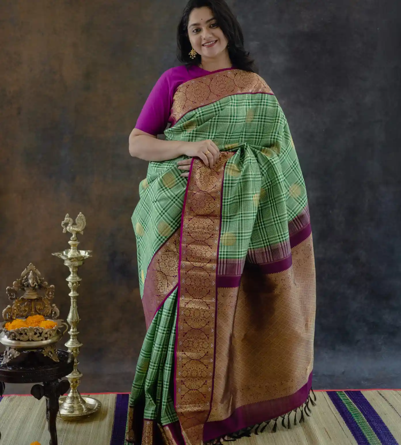 green-kanchipuram-silk-saree-b0739482-b