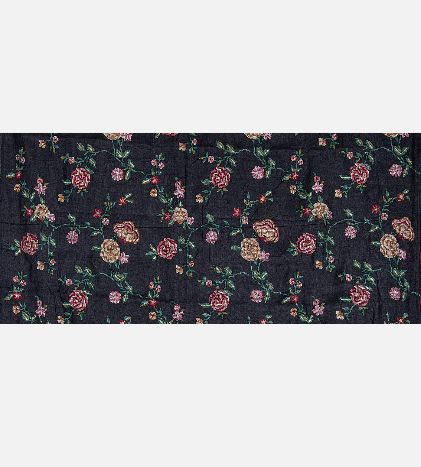 Black Tussar Embroidery Saree4