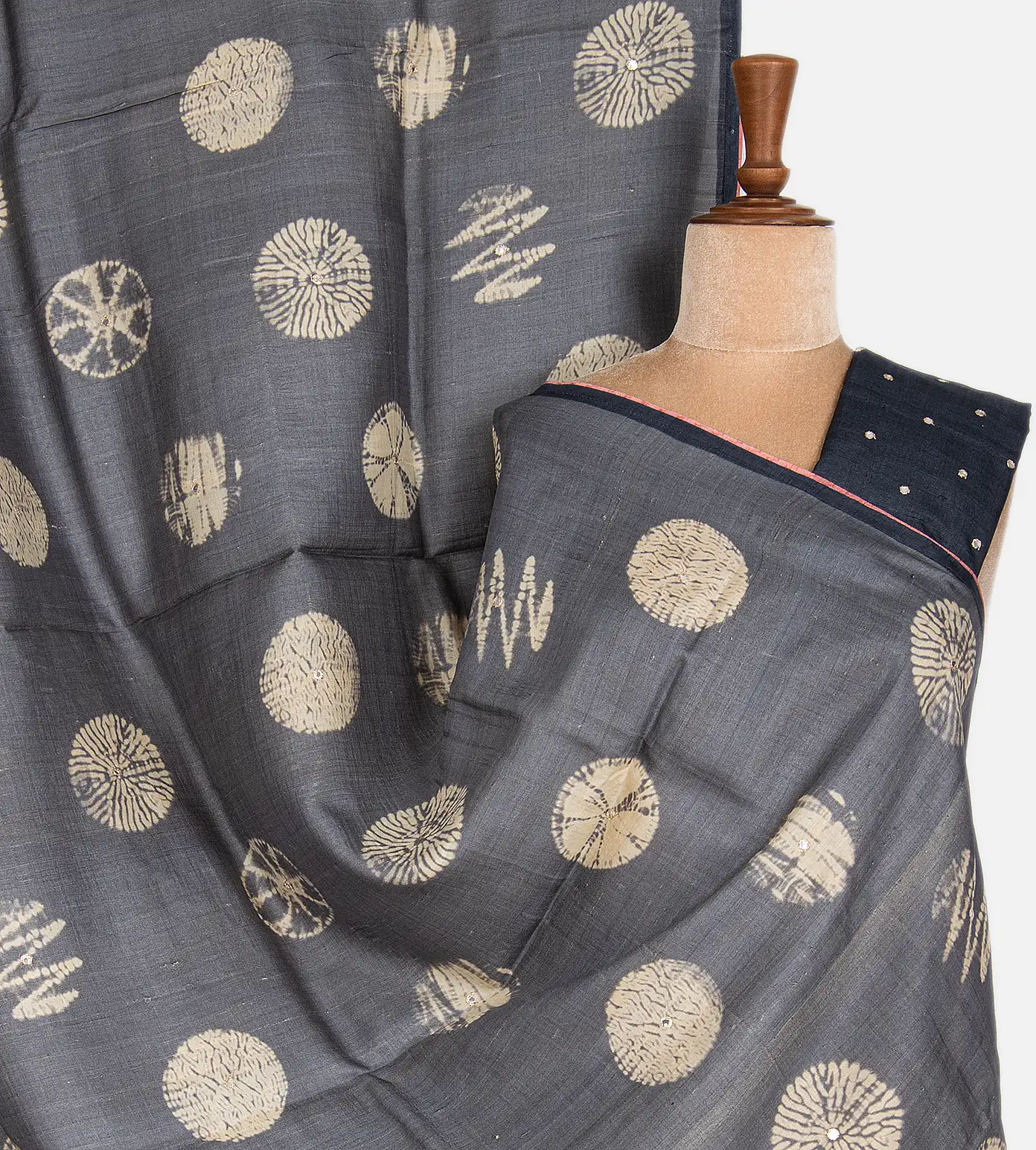 grey-tussar-saree-b0840630-a