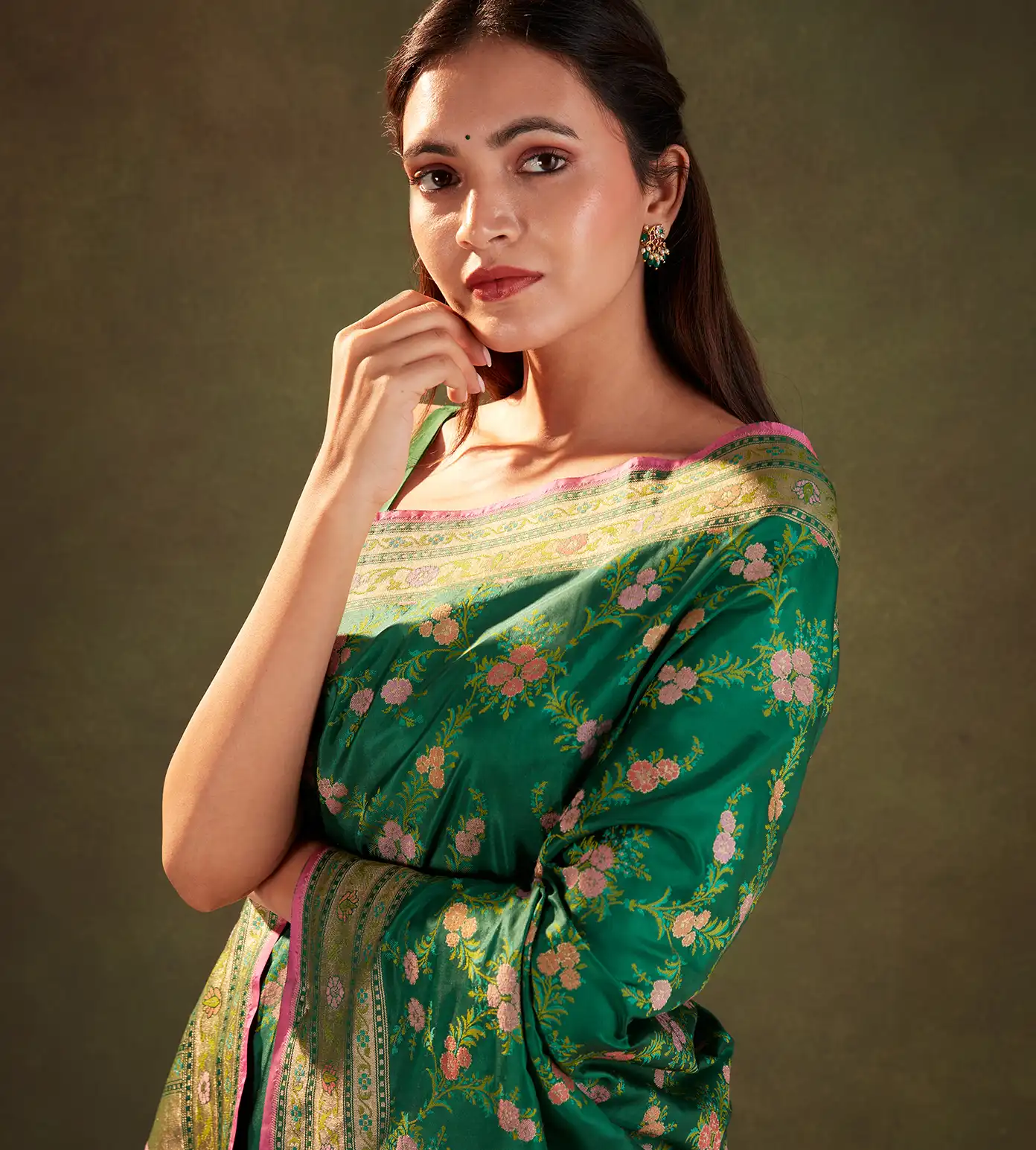 Bottle Green Banarasi Silk Saree3