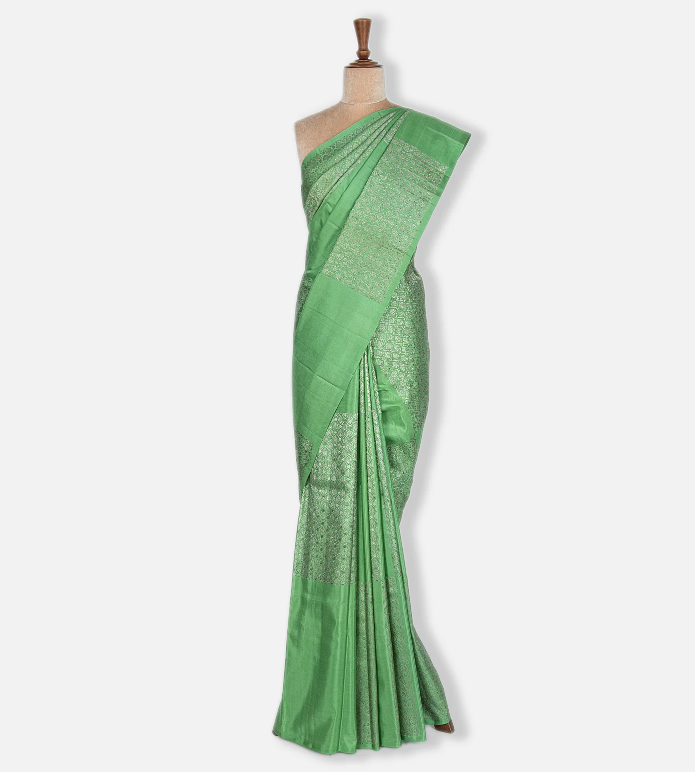 Light Green Kanchipuram Silk Saree2