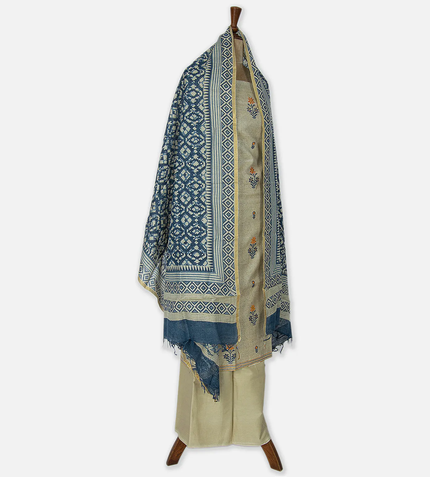 off-white-tussar-salwar-b0943591-c