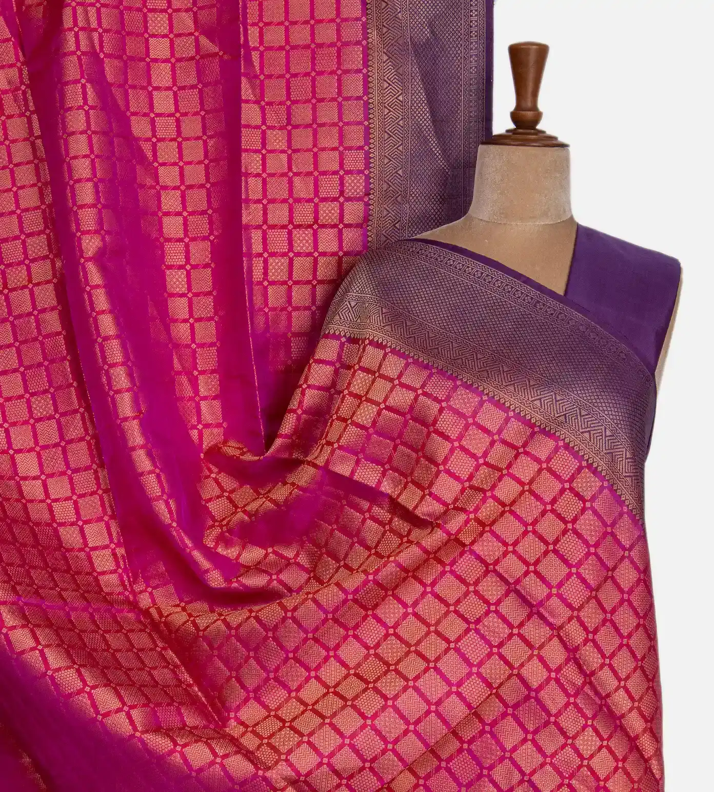 Pinkish Red Soft Silk Saree1