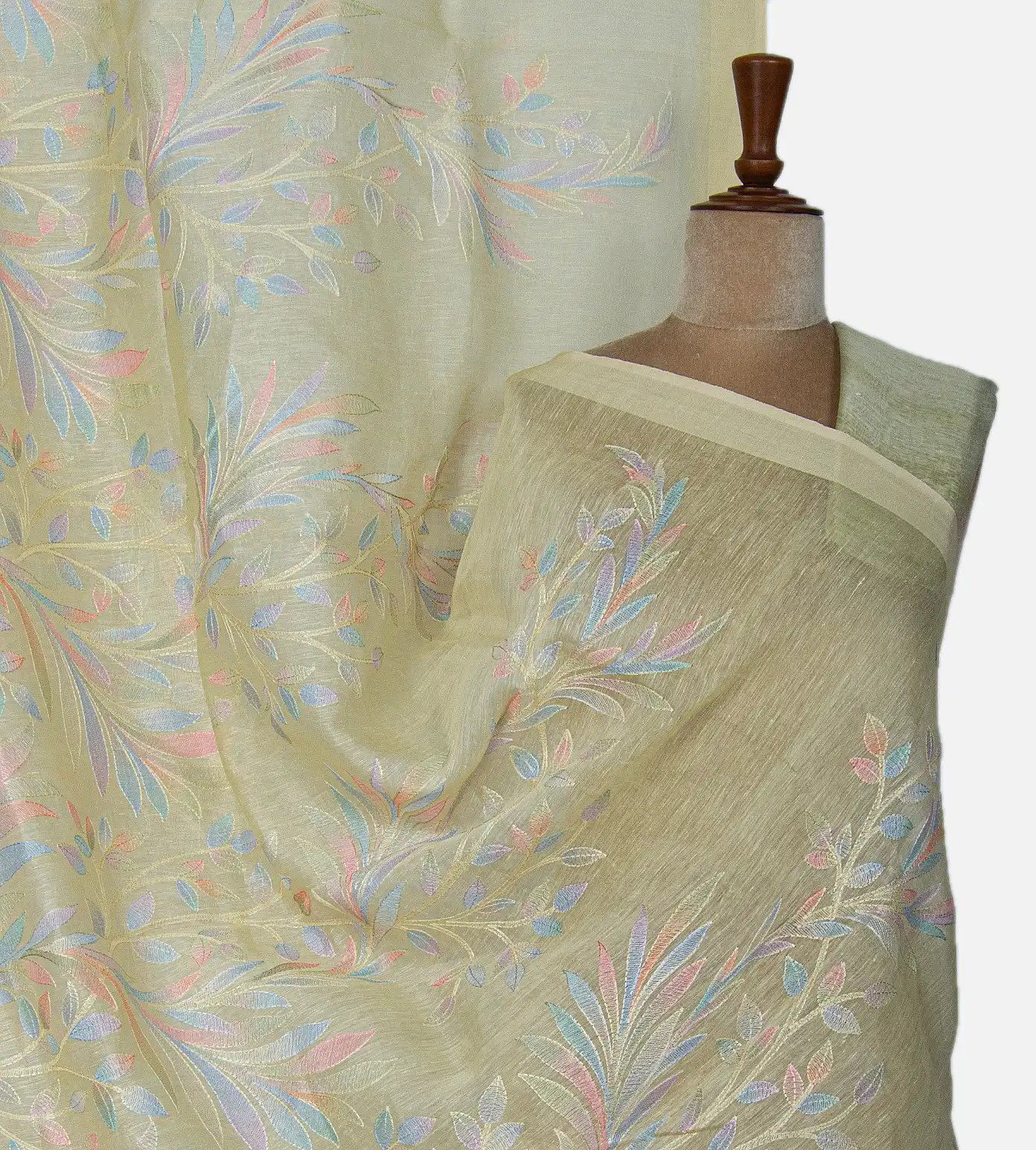 Creme Linen Saree1