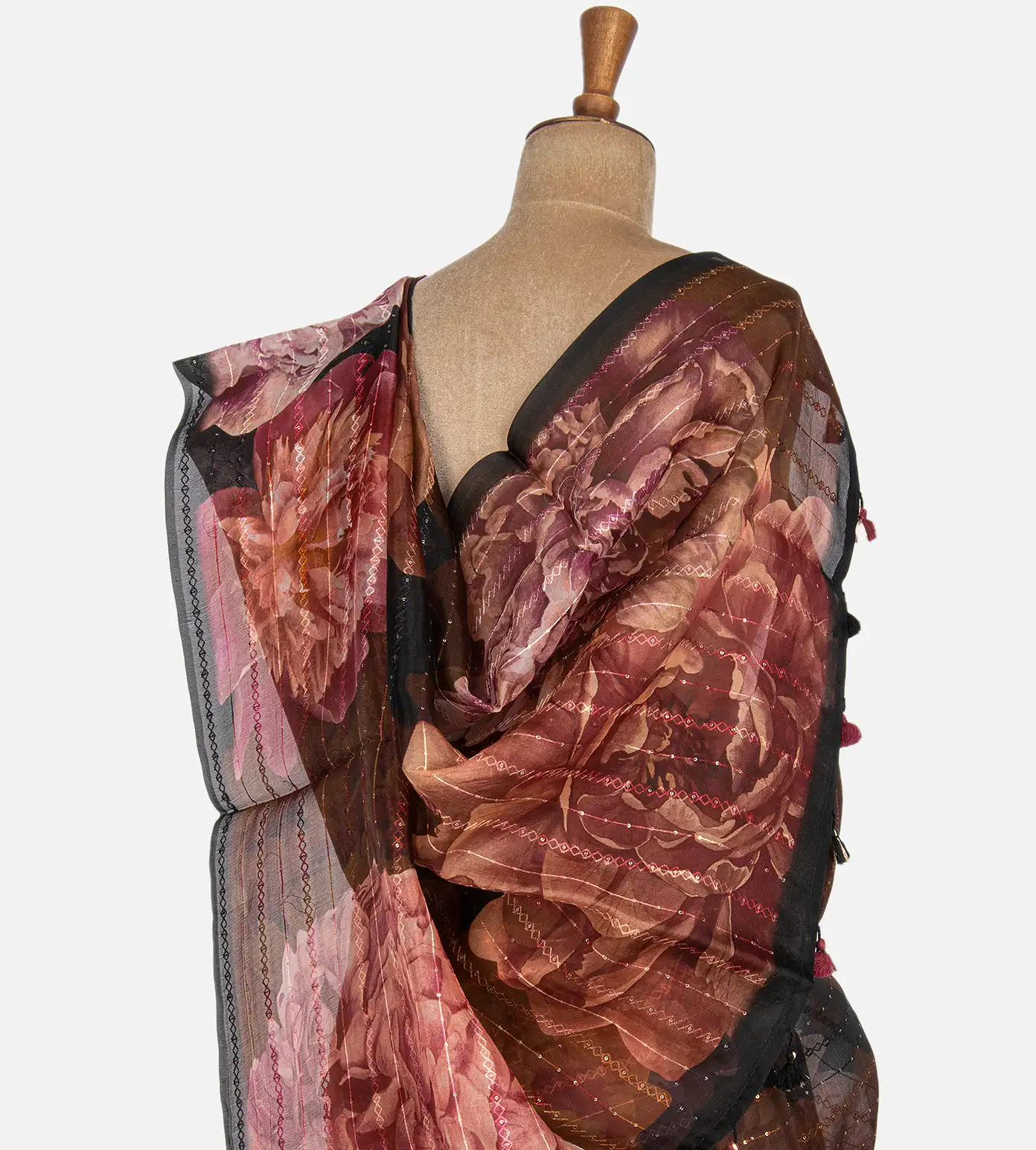 Black Organza Embroidery Saree3